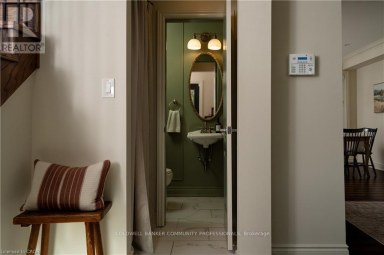50 NORWAY AVENUE Hamilton (Blakeley) Ontario photo 6