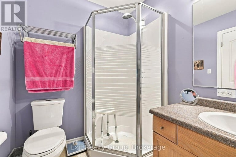 26 ALETHA DRIVE, Prince Edward County (Wellington Ward), Ontario, K0K3L0
