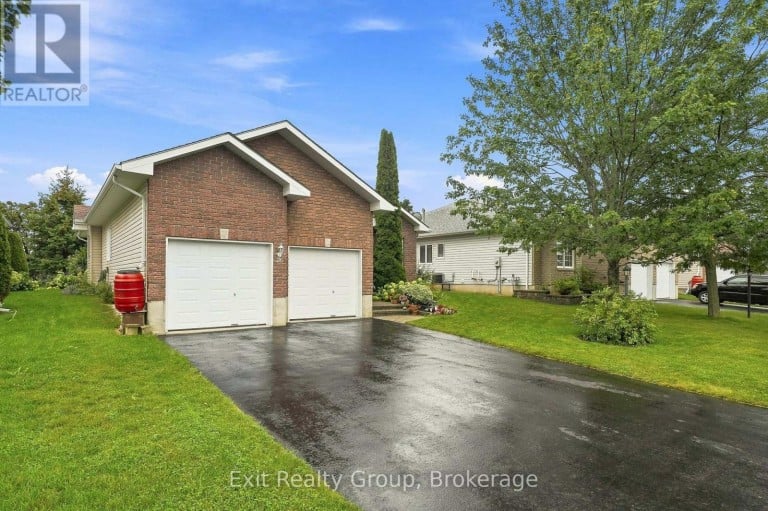 26 ALETHA DRIVE, Prince Edward County (Wellington Ward), Ontario, K0K3L0