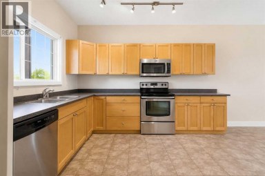 132 Crane Rise Fort McMurray Alberta photo 8