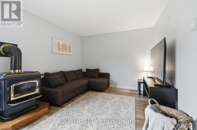 64 PARKLANE CIRCLE Clarington (Bowmanville) Ontario photo 25