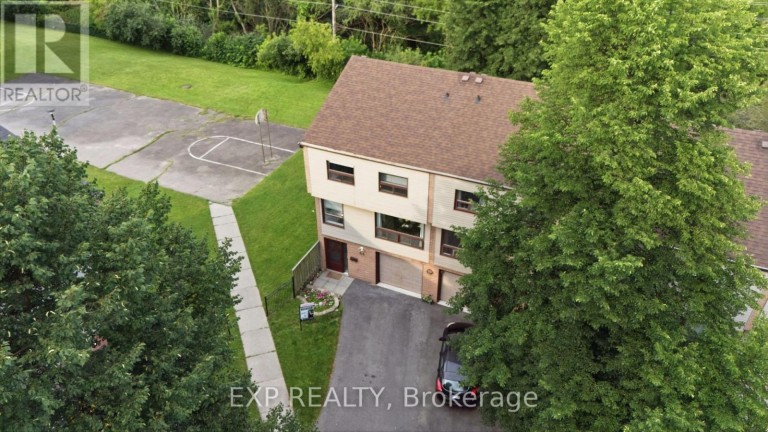 64 PARKLANE CIRCLE, Clarington (Bowmanville), Ontario, L1C3V9