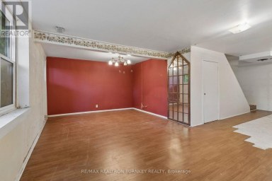 105 BOLTON AVENUE Newmarket (Huron Heights-Leslie Valley) Ontario photo 23