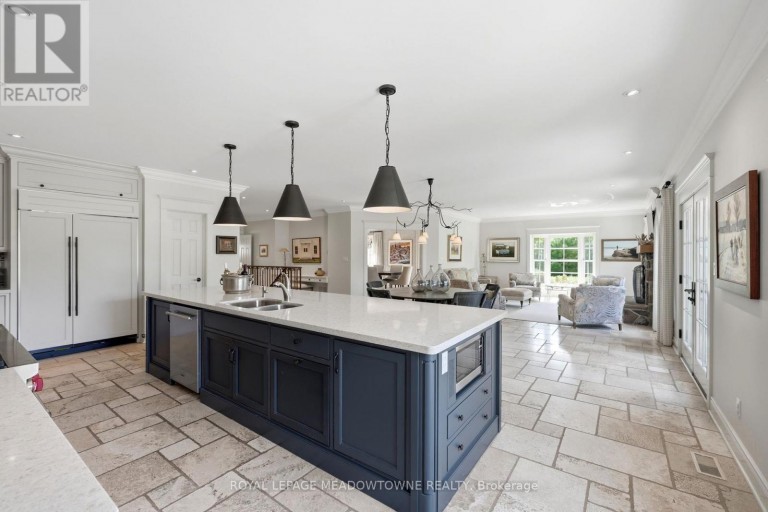14249 TENTH LINE, Halton Hills (Rural Halton Hills), Ontario, L7G4S8