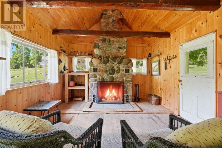 14249 TENTH LINE, Halton Hills (Rural Halton Hills), Ontario, L7G4S8