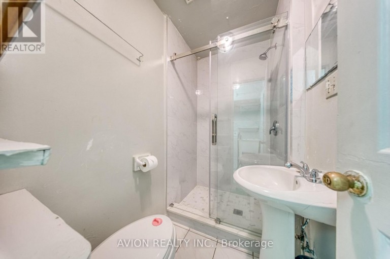 54 RYERSON AVENUE, Toronto (Kensington-Chinatown), Ontario, M5T2P5
