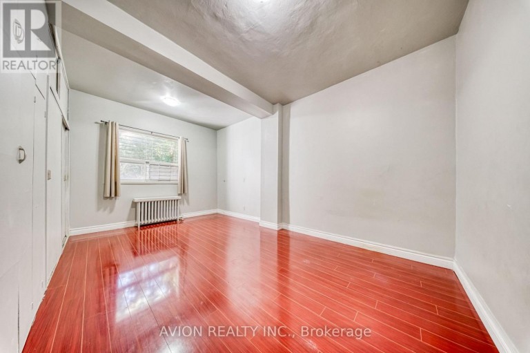 54 RYERSON AVENUE, Toronto (Kensington-Chinatown), Ontario, M5T2P5