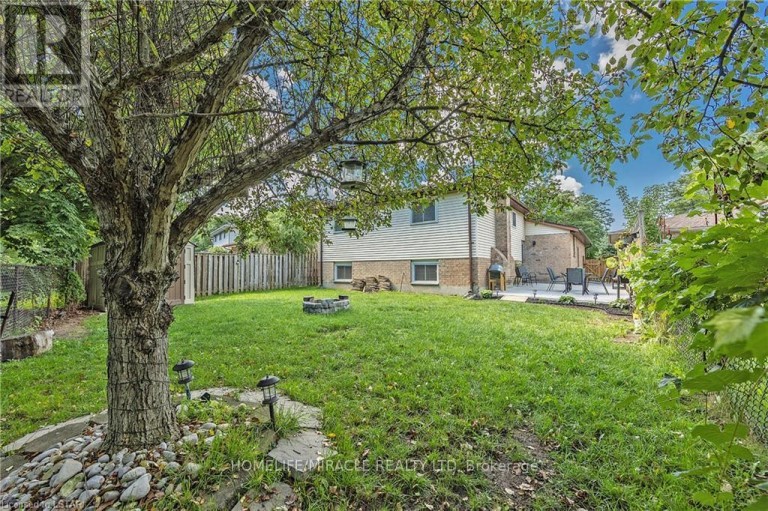 143 GRENFELL PLACE, London North (North C), Ontario, N5X3B6