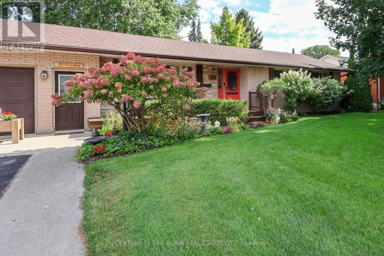 359 OAK AVENUE, Strathroy-Caradoc (SW), Ontario, N7G3A9