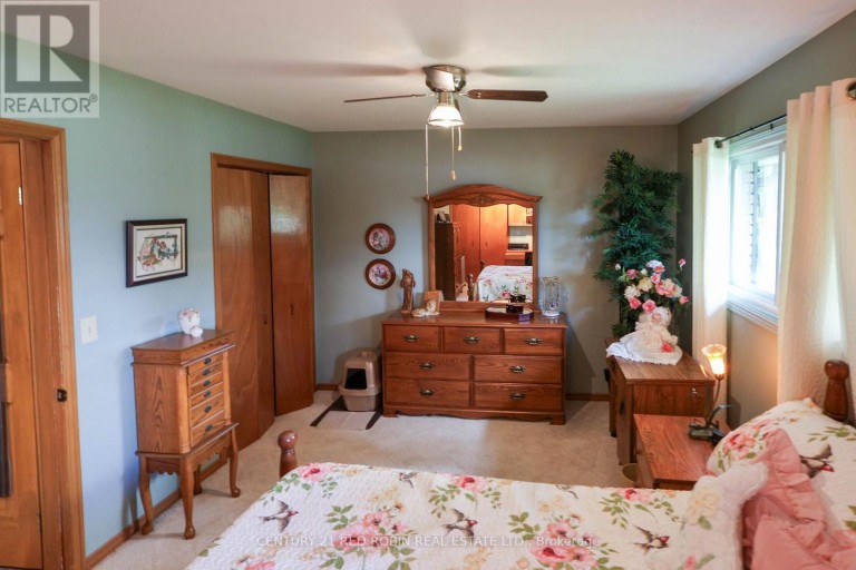 359 OAK AVENUE, Strathroy-Caradoc (SW), Ontario, N7G3A9