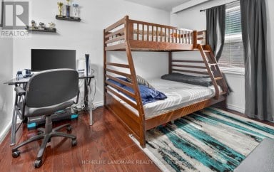 7 BAUDINA CRESCENT Toronto (Birchcliffe-Cliffside) Ontario photo 14
