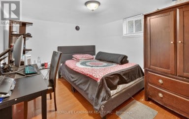 7 BAUDINA CRESCENT Toronto (Birchcliffe-Cliffside) Ontario photo 21