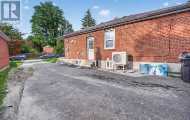 7 BAUDINA CRESCENT Toronto (Birchcliffe-Cliffside) Ontario photo 26