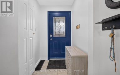 7 BAUDINA CRESCENT Toronto (Birchcliffe-Cliffside) Ontario photo 8