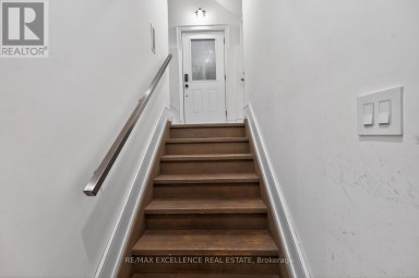 442 PHARMACY AVENUE S Toronto (Clairlea-Birchmount) Ontario photo 39