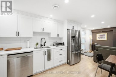 115 WILLIAM ROE BOULEVARD Newmarket (Central Newmarket) Ontario photo 17