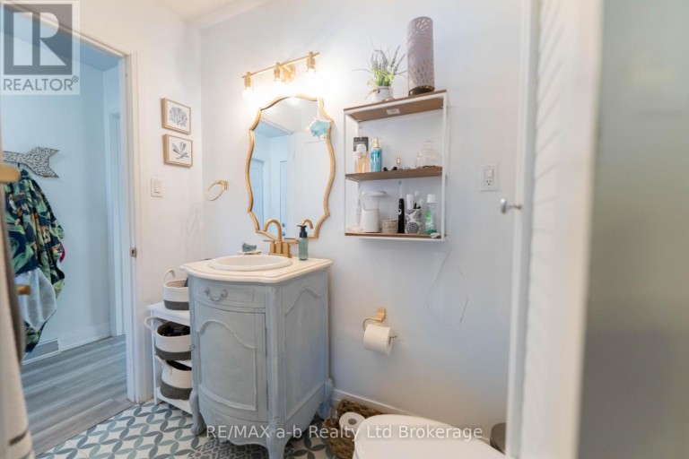 6 CAMDON COURT, Tillsonburg, Ontario, N4G4B3