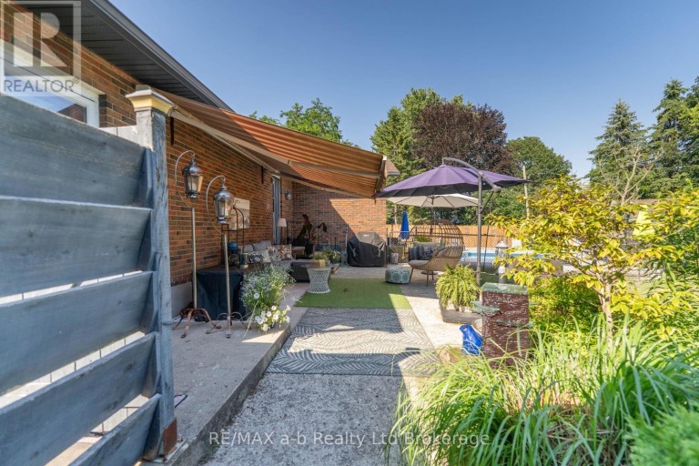 6 CAMDON COURT, Tillsonburg, Ontario, N4G4B3
