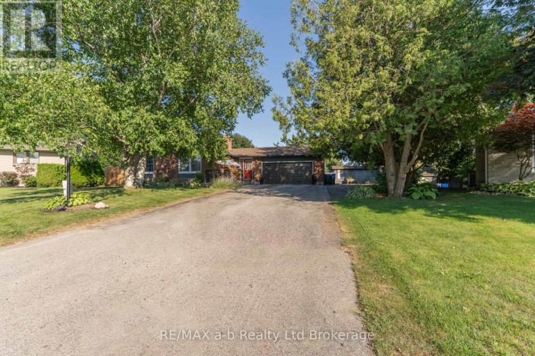 6 CAMDON COURT, Tillsonburg, Ontario, N4G4B3