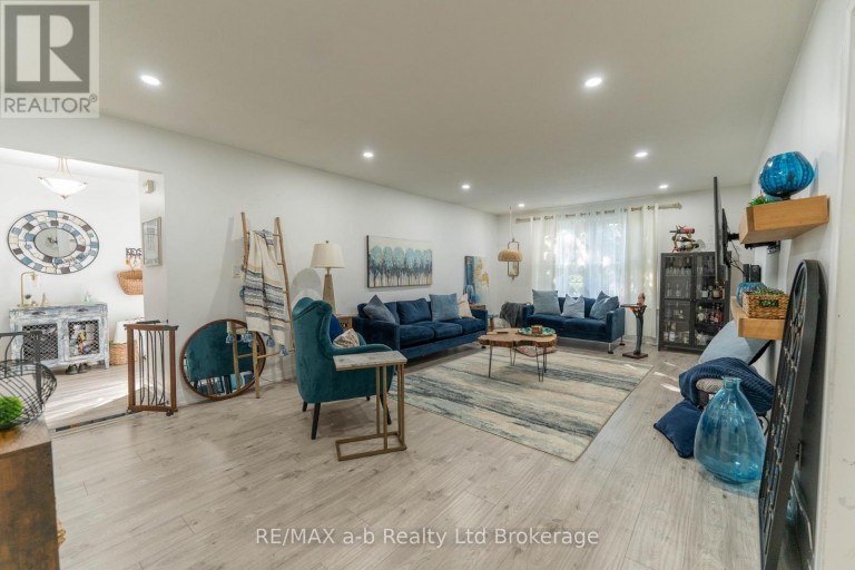 6 CAMDON COURT, Tillsonburg, Ontario, N4G4B3