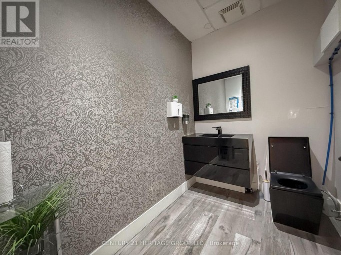 9 - 8910 YONGE STREET, Richmond Hill (South Richvale), Ontario, L4C0L7