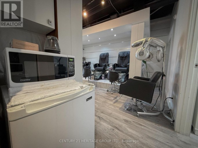 9 - 8910 YONGE STREET, Richmond Hill (South Richvale), Ontario, L4C0L7