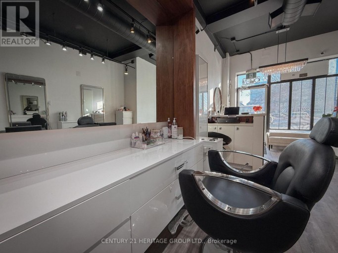 9 - 8910 YONGE STREET, Richmond Hill (South Richvale), Ontario, L4C0L7