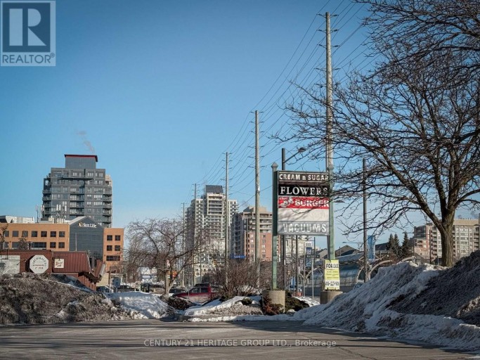9 - 8910 YONGE STREET, Richmond Hill (South Richvale), Ontario, L4C0L7