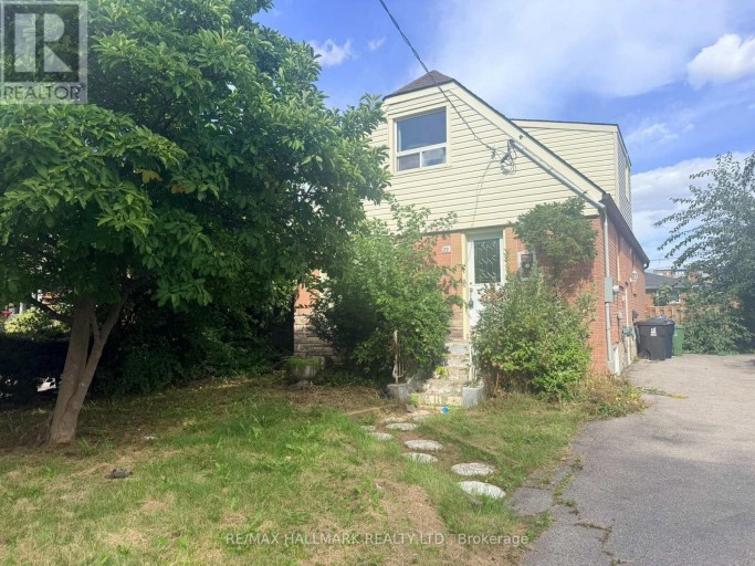 29 FLEMPTON CRESCENT, Toronto (Ionview), Ontario, M1K3B3