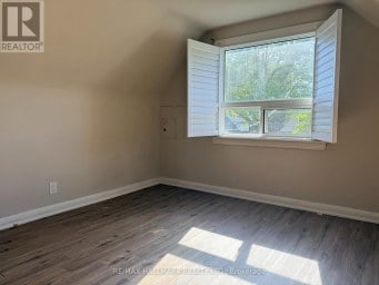 29 FLEMPTON CRESCENT Toronto (Ionview) Ontario photo 12