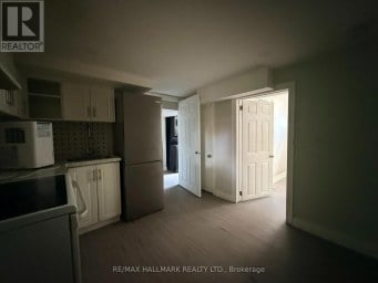 29 FLEMPTON CRESCENT Toronto (Ionview) Ontario photo 16