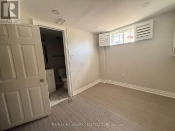29 FLEMPTON CRESCENT Toronto (Ionview) Ontario photo 18