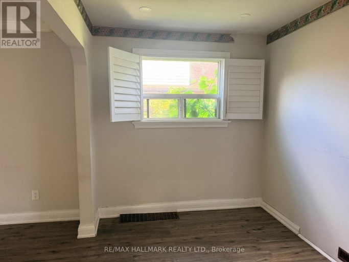 29 FLEMPTON CRESCENT, Toronto (Ionview), Ontario, M1K3B3