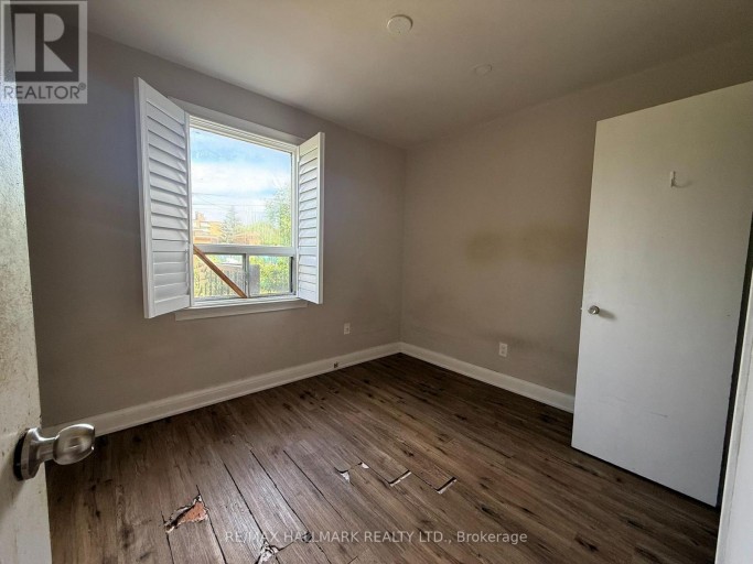 29 FLEMPTON CRESCENT, Toronto (Ionview), Ontario, M1K3B3