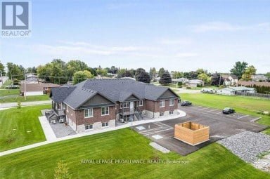 103 - 15 ARTHUR STREET Cramahe (Colborne) Ontario photo 1