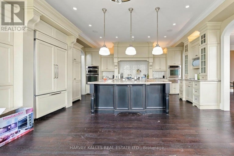 7472 ASHBURN ROAD, Whitby, Ontario, L1M1L4