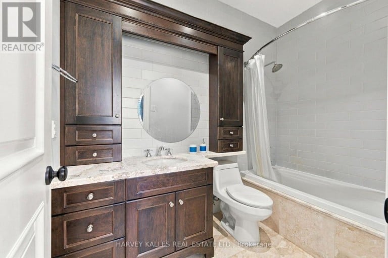 7472 ASHBURN ROAD, Whitby, Ontario, L1M1L4