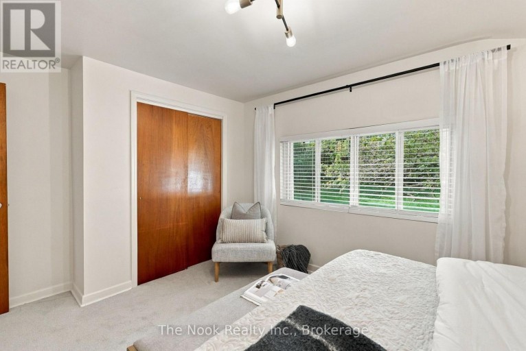 706 STONE STREET, Oshawa (Lakeview), Ontario, L1J1A5