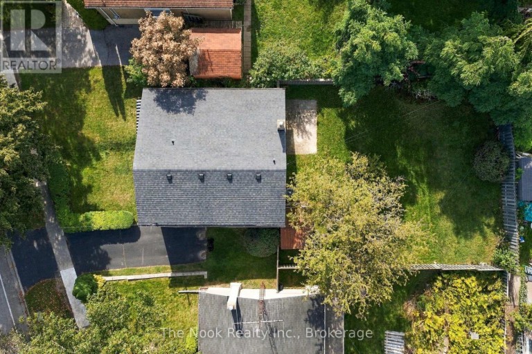 706 STONE STREET, Oshawa (Lakeview), Ontario, L1J1A5