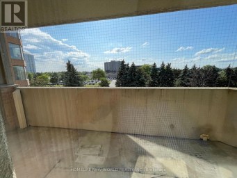 413 - 30 THUNDER GROVE Toronto (Agincourt North) Ontario photo 21