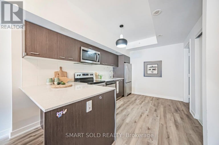 132 - 20 ECHO POINT, Toronto (L'Amoreaux), Ontario, M1W0A7