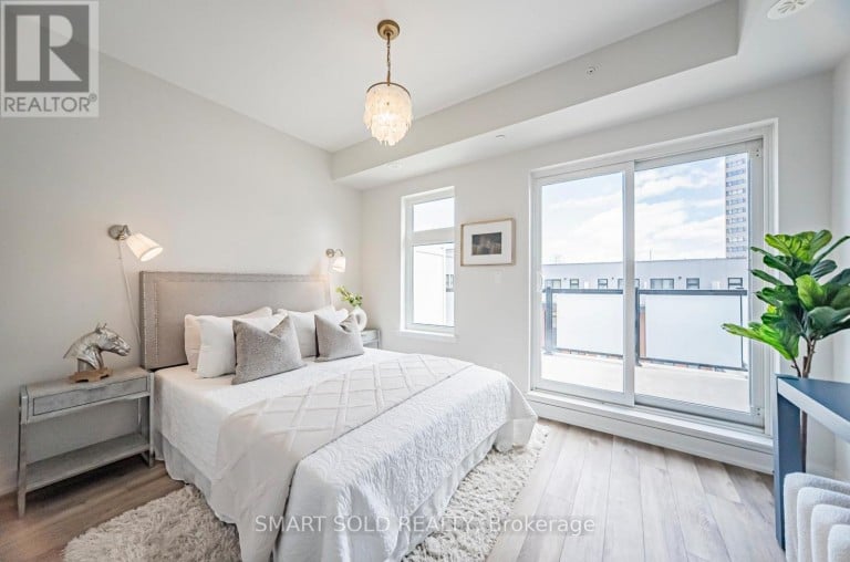 132 - 20 ECHO POINT, Toronto (L'Amoreaux), Ontario, M1W0A7