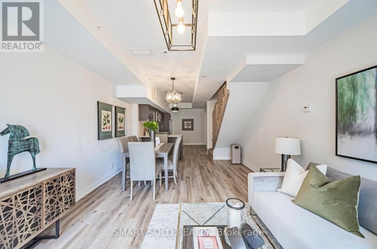 132 - 20 ECHO POINT, Toronto (L'Amoreaux), Ontario, M1W0A7