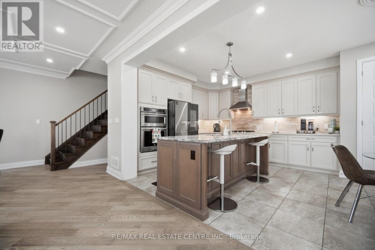 153 WHITLOCK AVENUE, Milton (FO Ford), Ontario, L9E1G1