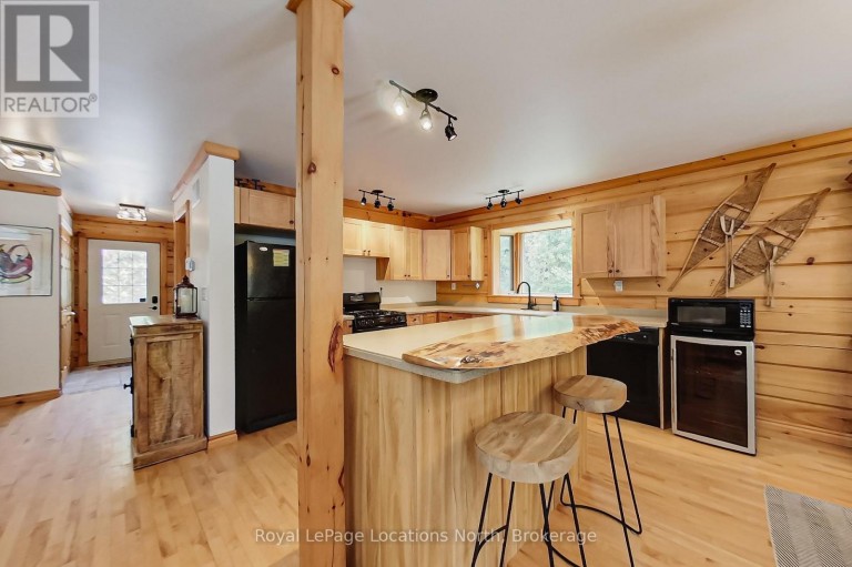 208554 26 HIGHWAY, Blue Mountains, Ontario, N0H1J0
