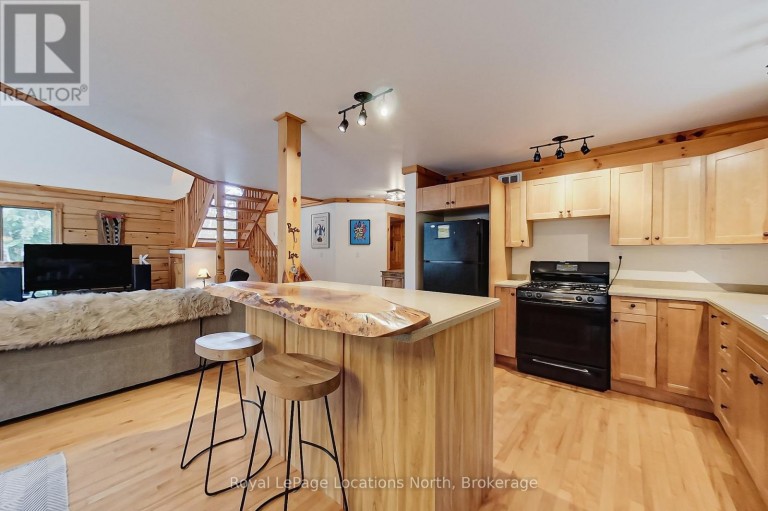 208554 26 HIGHWAY, Blue Mountains, Ontario, N0H1J0