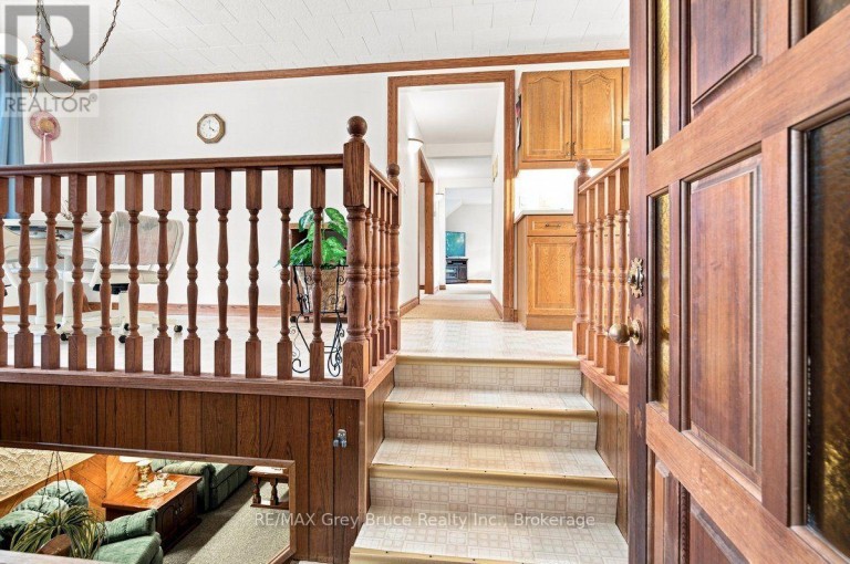 31906 GREY 1 ROAD, Georgian Bluffs, Ontario, N0H1S0