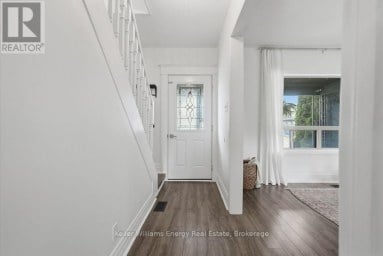 254 BURK STREET Oshawa (Vanier) Ontario photo 3