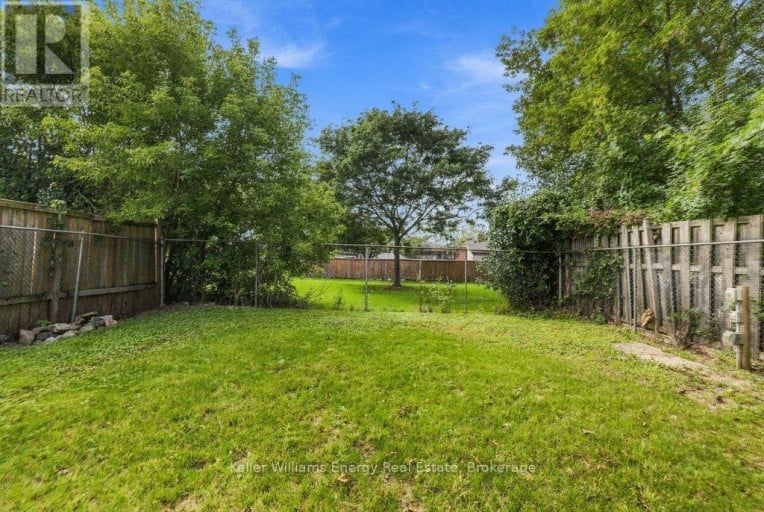 254 BURK STREET, Oshawa (Vanier), Ontario, L1J4C3