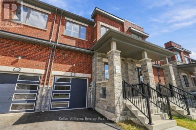 2013 VERNE BOWEN STREET Oshawa (Kedron) Ontario photo 2